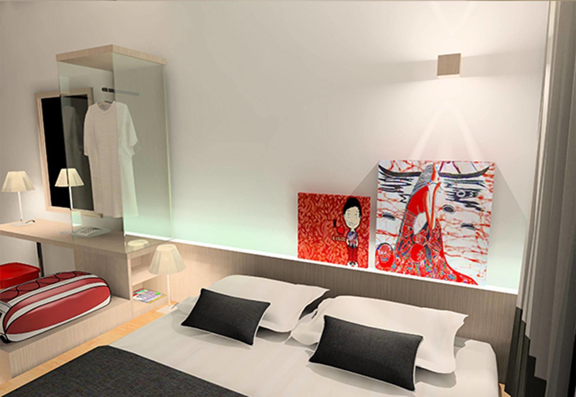 Oyo 127 The Reeds Hotel Kuala Lumpur Bagian luar foto