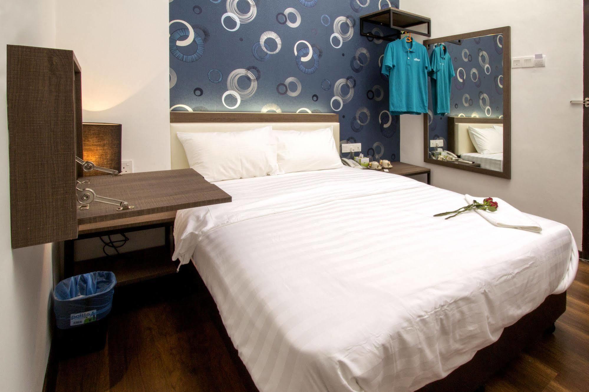 Oyo 127 The Reeds Hotel Kuala Lumpur Bagian luar foto