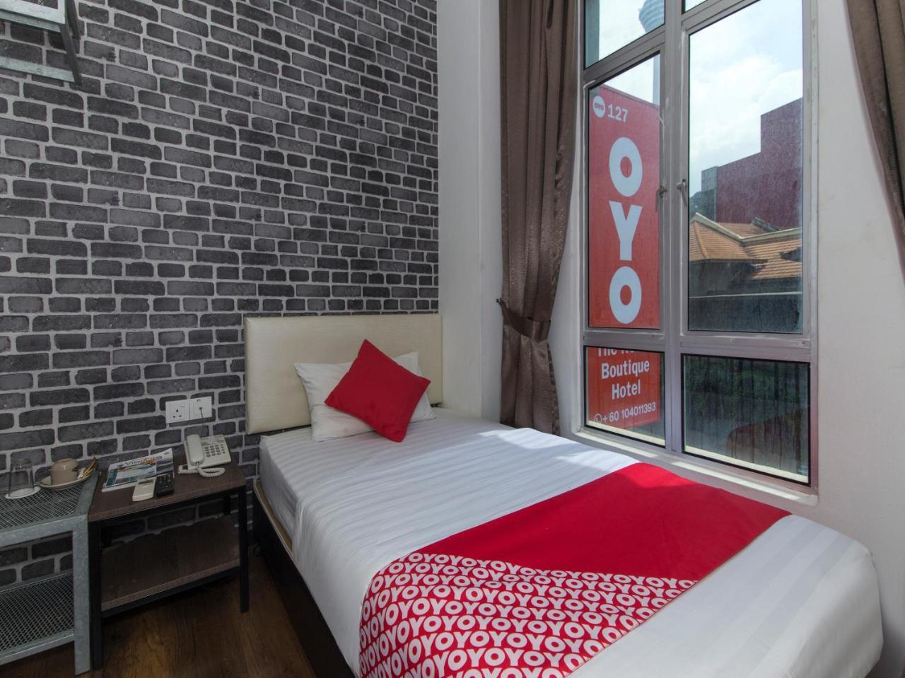 Oyo 127 The Reeds Hotel Kuala Lumpur Bagian luar foto