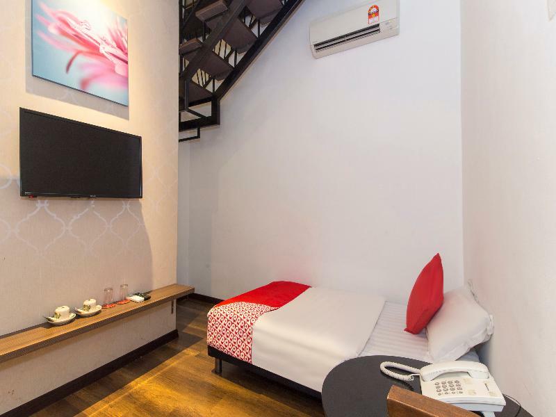 Oyo 127 The Reeds Hotel Kuala Lumpur Bagian luar foto